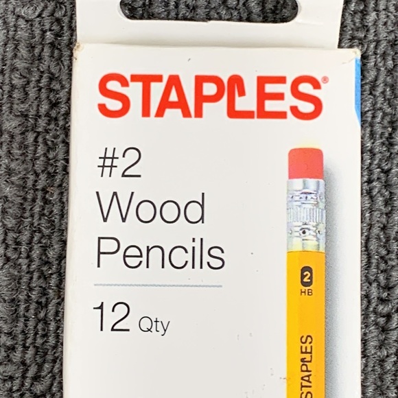 3 Boxes Staples #2 Wood Pencils Smudge-free Erasing Hexagon Barrell 12 per box - Picture 4 of 9